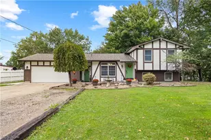 749 Glantz Dr, Lorain, OH 44055 - Photo 3