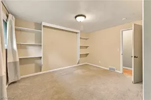 622 Summit St SE, North Canton, OH 44720 - Photo 17
