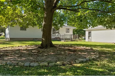 5675 Myers Road, New Franklin, OH 44319 - Photo 3