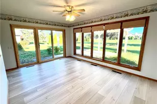33037 Pebblebrook Dr, North Ridgeville, OH 44039 - Photo 17