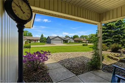 33037 Pebblebrook Drive, North Ridgeville, OH 44039 - Photo 31