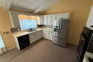 1927 N Walnut St, Dover, OH 44622 - Photo 11