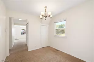 452 Campers Dr, Eastlake, OH 44060 - Photo 9