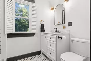 1427 Delia Ave, Akron, OH 44320 - Photo 27