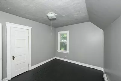 6153 Morton Avenue, Loveland, OH 44127 - Photo 31