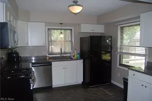 9001 Elm St, Mentor, OH 44060 - Photo 11