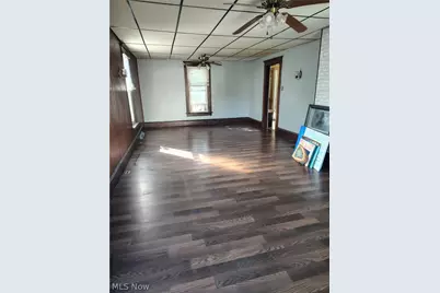 329 McClain Avenue, Coshocton, OH 43812 - Photo 3