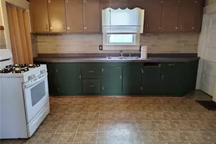 329 McClain Ave, Coshocton, OH 43812 - Photo 5