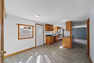104 Pike Ct, LaGrange, OH 44050 - Photo 15