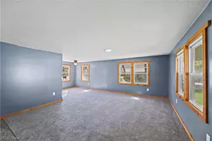 104 Pike Ct, LaGrange, OH 44050 - Photo 5