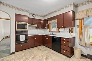 111 Yunker Ct, Elyria, OH 44035 - Photo 7