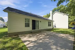 208 Lavender Ln, Madison, OH 44057 - Photo 25