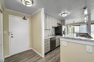 12520 Edgewater Dr, Oakwood, OH 44107 - Photo 5