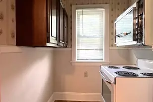 1057 Dover Ave, Akron, OH 44320 - Photo 5