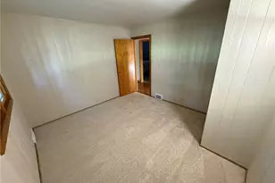 1820 Dover Ave, Dover, OH 44622 - Photo 15