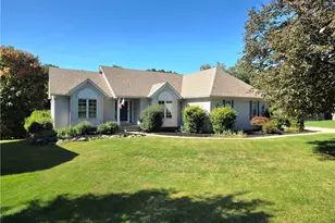 9286 Forest Point Dr, Macedonia, OH 44056 - Photo 1