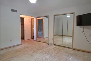 9286 Forest Point Cir, Macedonia, OH 44056 - Photo 5