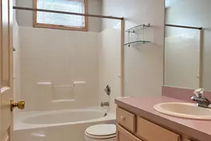 9286 Forest Point Cir, Macedonia, OH 44056 - Photo 11