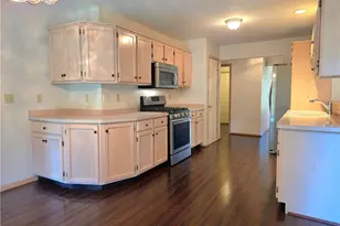9286 Forest Point Cir, Macedonia, OH 44056 - Photo 9
