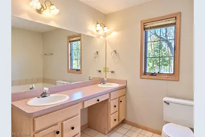 9286 Forest Point Drive, Macedonia, OH 44056 - Photo 17