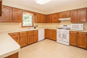 1211 Nancy Anna Ave NW, Massillon, OH 44646 - Photo 15