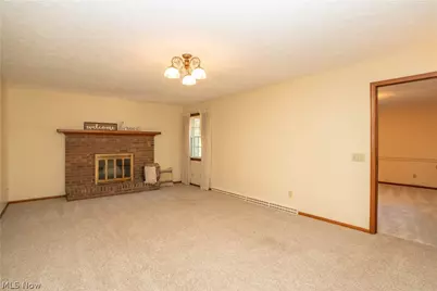 1211 Nancy Anna Avenue NW, Massillon, OH 44646 - Photo 31