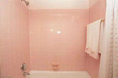 1211 Nancy Anna Avenue NW, Massillon, OH 44646 - Photo 27