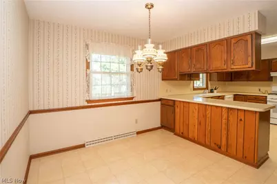 1211 Nancy Anna Avenue NW, Massillon, OH 44646 - Photo 13