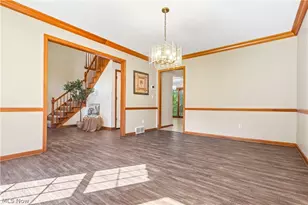 1981 Fairway Dr, Uniontown, OH 44685 - Photo 15