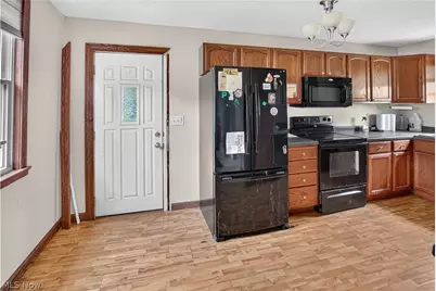 1950 Carolina Street NW, Dover, OH 44622 - Photo 5