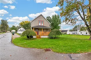 1950 Carolina St NW, Dover, OH 44622 - Photo 3