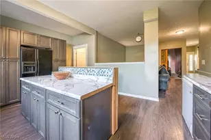 12333 Portage St, Rittman, OH 44270 - Photo 9