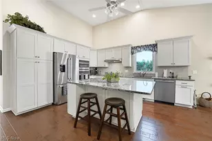 33186 Brookcrest Pl, Avon Lake, OH 44012 - Photo 5