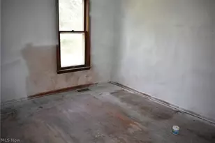 5050 Villa Marie Rd, Lowellville, OH 44436 - Photo 11