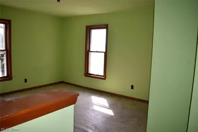 5050 Villa Marie Road, Lowellville, OH 44436 - Photo 15