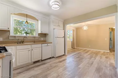 6787 Glenmere Avenue NE, Canton, OH 44721 - Photo 15