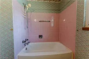 830 Standish Cir NW, Massillon, OH 44647 - Photo 17