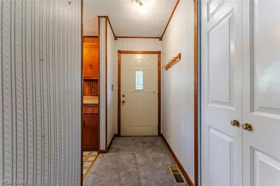 830 Standish Circle NW, Massillon, OH 44647 - Photo 13