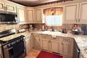 2445 Xavier Dr SE, Massillon, OH 44646 - Photo 7