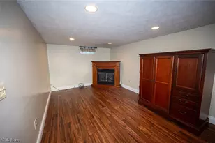 5252 Karen Isle Dr, Willoughby, OH 44094 - Photo 13