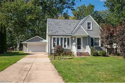 5252 Karen Isle Drive, Willoughby, OH 44094 - Photo 1