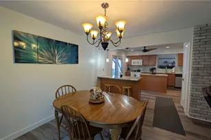 16 Keewaydin Dr, Timberlake, OH 44095 - Photo 13