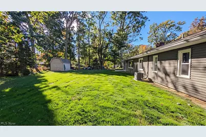 16 Keewaydin Drive, Timberlake, OH 44095 - Photo 3