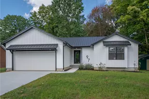 97 Nottingham St, Tallmadge, OH 44278 - Photo 1