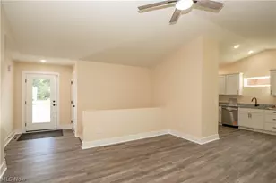 97 Nottingham St, Tallmadge, OH 44278 - Photo 9