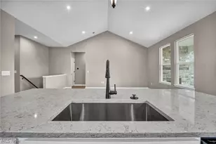 824 Colesbourne Circle, Green, OH 44685 - Photo 11