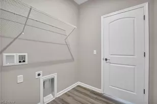 824 Colesbourne Circle, Green, OH 44685 - Photo 27