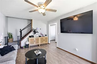 216 Longford Ave, Elyria, OH 44035 - Photo 5