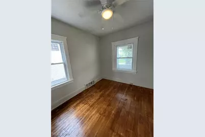 14218 Westropp Avenue, Loveland, OH 44110 - Photo 3