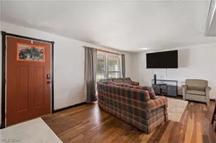 1973 Sedro St, Cuyahoga Falls, OH 44221 - Photo 3